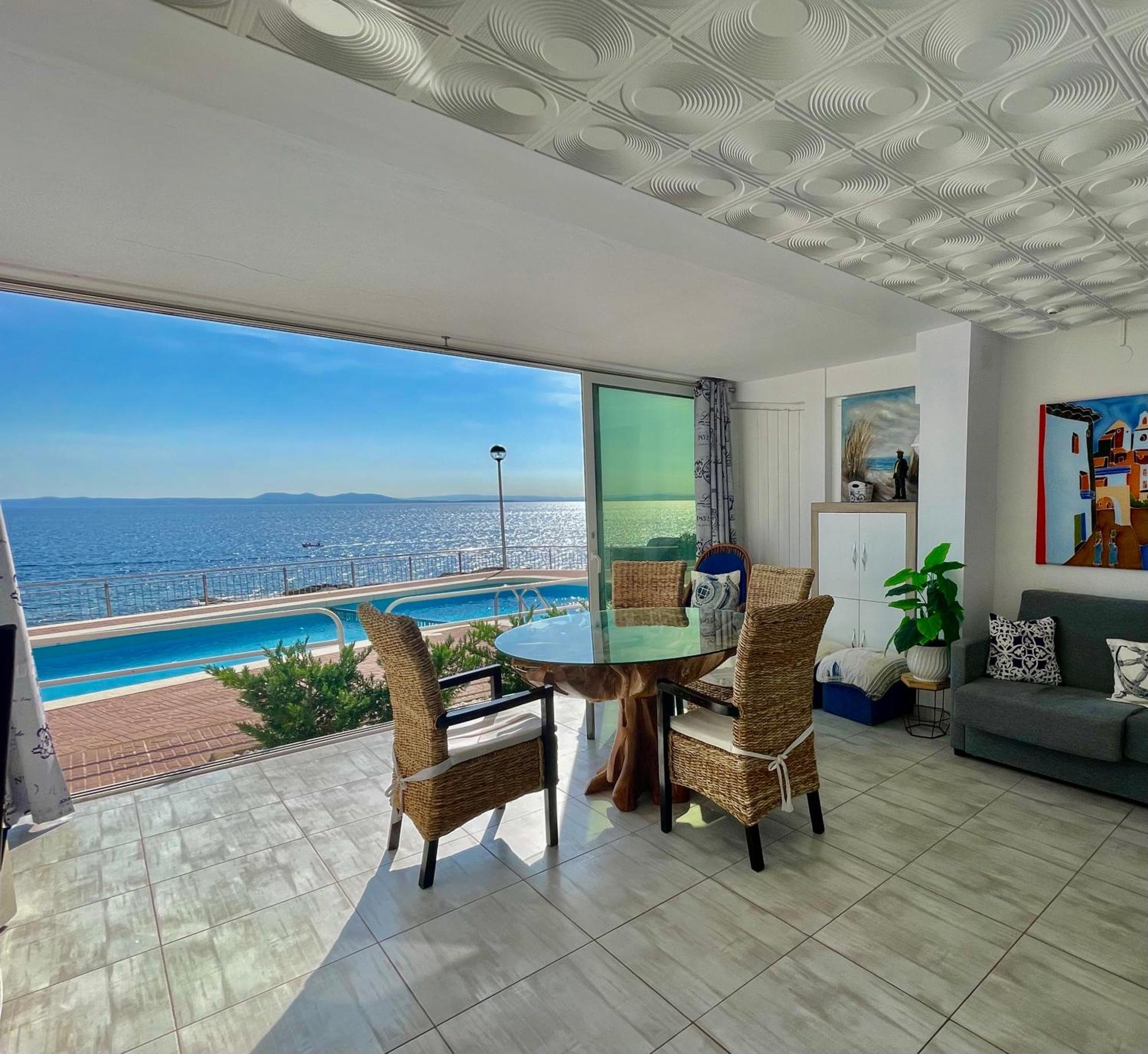 Magnifique Appartement En Front De Mer, Caneylles Roses Zewnętrze zdjęcie