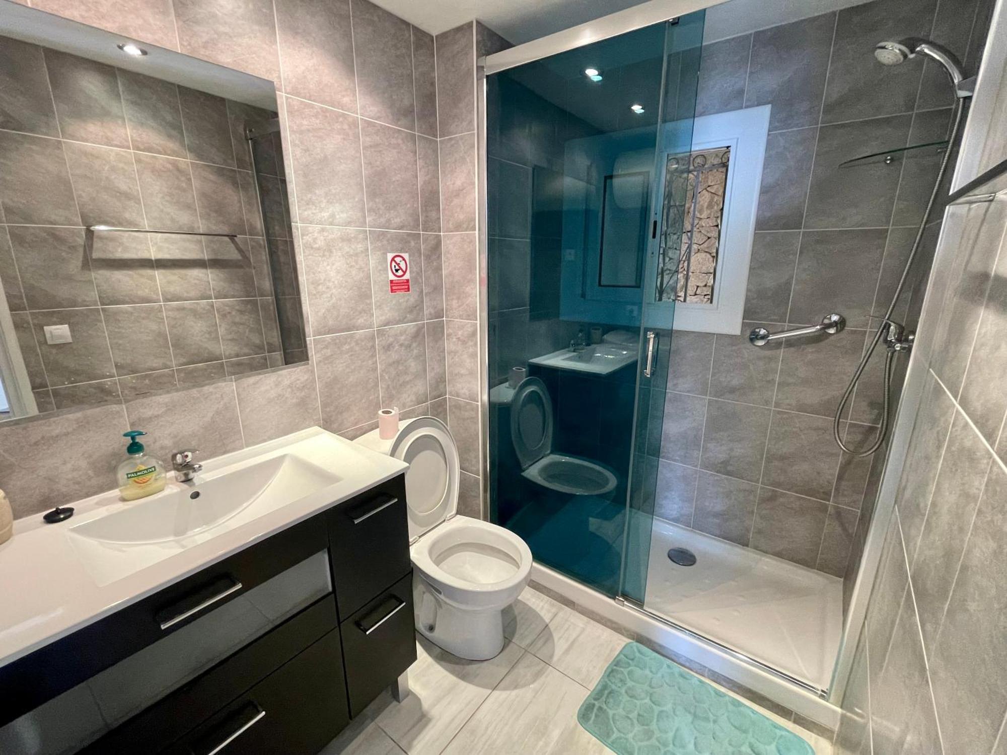 Magnifique Appartement En Front De Mer, Caneylles Roses Zewnętrze zdjęcie